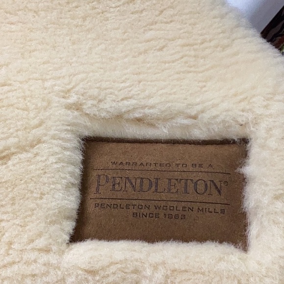 Pendleton Dog Pendleton Dog Rug Bed Never Used Poshmark